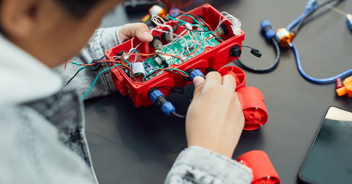 Robotics for Kids: What They Actually Learn, Age by Age